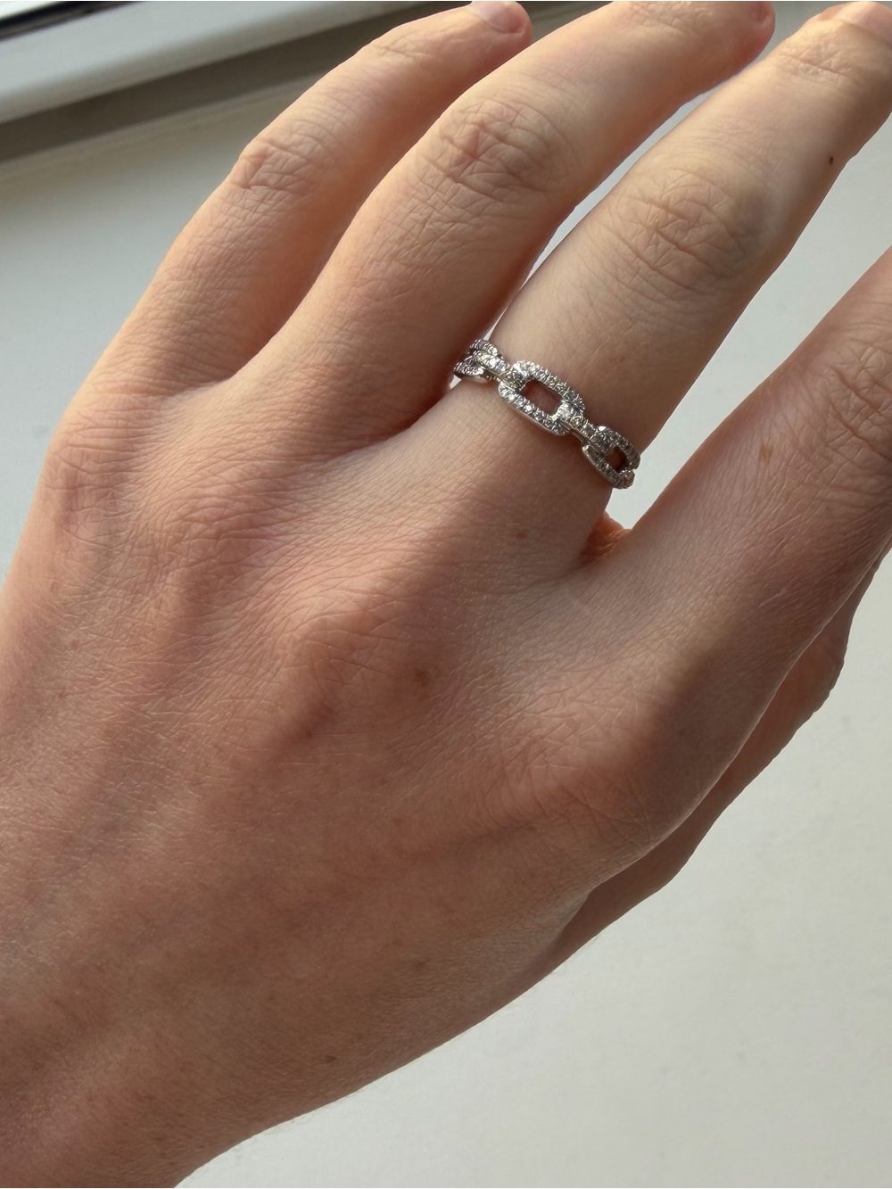 David Yurman Stax Chain Link Ring - 18K White Gold with Diamonds, 4.5mm - Picture 2 of 9